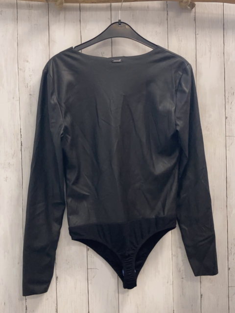 Guess Body Gr. M schwarz Kunstleder