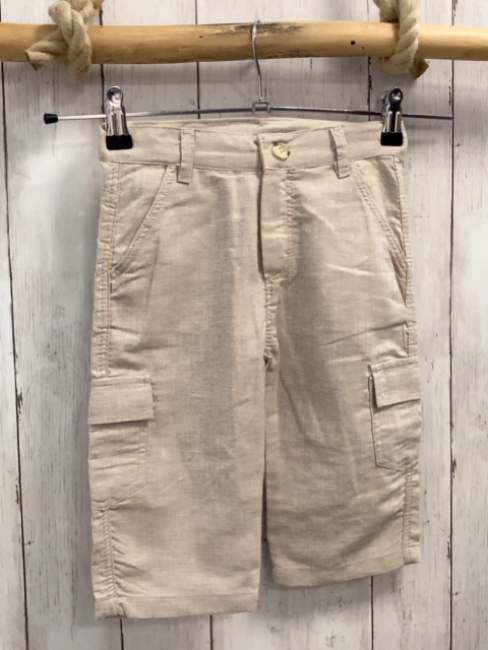   Shorts  Gr. 116  hellgrau aufgesetzte Taschen 
