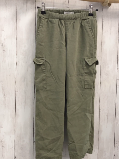 Name it  Hose  Gr. 122  kiwi aufgeetzte Taschen 