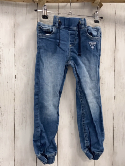 Guess  Hose  Gr. 110  blau Jeans grauer Strickbund 