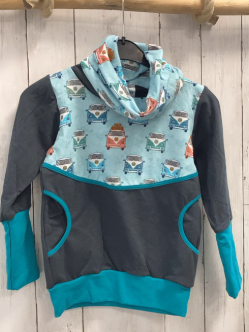 neu Babauba  Pullover  Gr. 110  grau hellblau mit VW-Bussen großer Kragen türkis Ärmel + Bund 