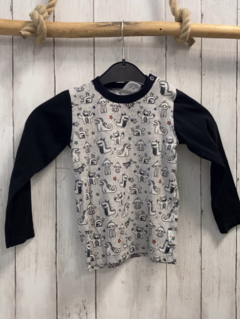 Babauba  Langarmshirt Gr. 104  grau Monster schwarze Ärmel