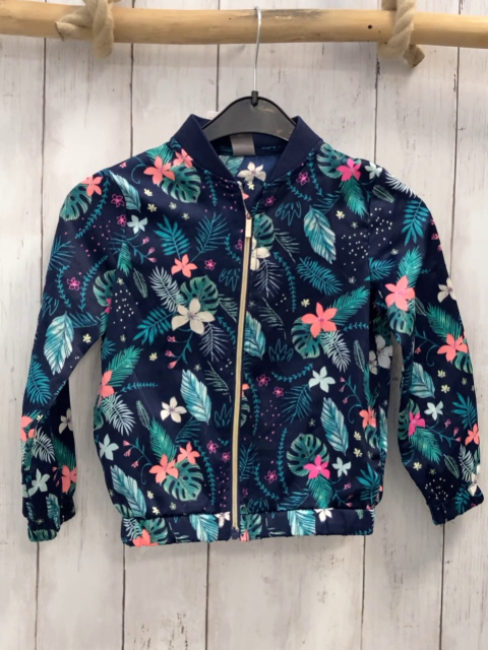   Blouson  Gr. 110  blau bunte Blätter + Blüten 