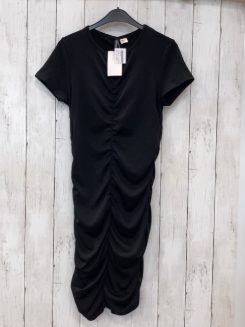 neu H&M  Kleid  Gr. M schwarz Rippen seitlich gerafft NP 14,99 € 