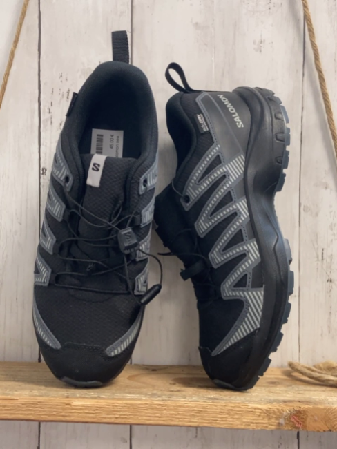 Salomon neu Wanderschuhe Gr. 39  schwarz grau