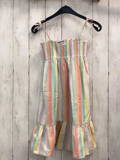 H&M  Kleid  Gr. 122  bunte Streifen gesmoktes Oberteil 