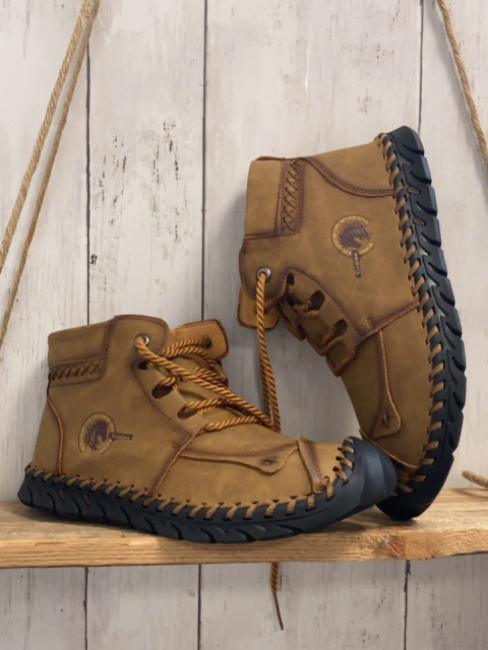 Geaino Schuhe Gr. 42  braun schwarze Sohle