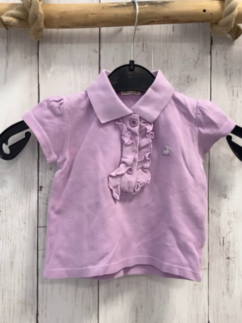 Benetton  T-Shirt  Gr. 62  flieder Polokragen Rüschen an der Knopfleise 