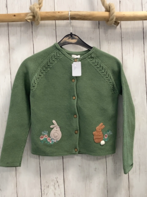 next Strickjacke Gr. 122  grün Lochmuster gestickte Hasen