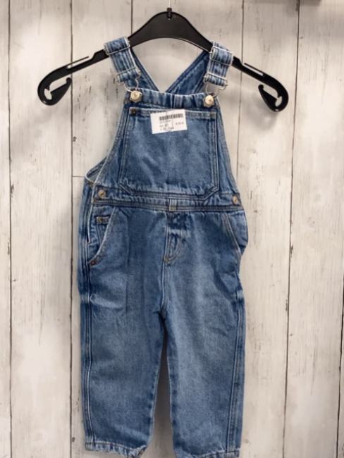 Zara  Latzhose  Gr. 80  blau Jeans 