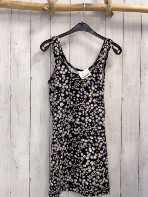 neu Only  Longtop  schwarz weiße gelbe Blumen NP 14,95 € 