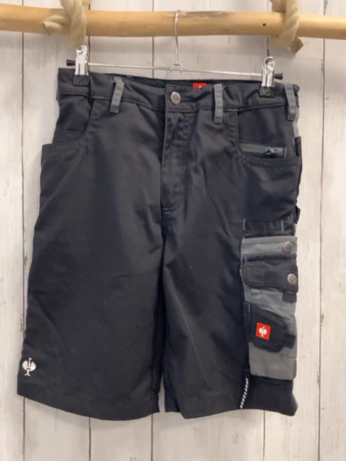 Engelbert Strauß  Shorts  Gr. 146/152  schwarz grau aufgesetzte Taschen 
