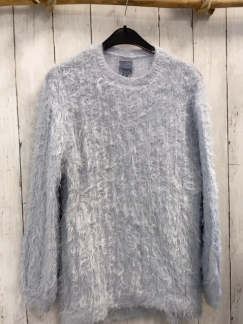 Zara  Pullover  Gr. 146  hellblau Strick flusig 