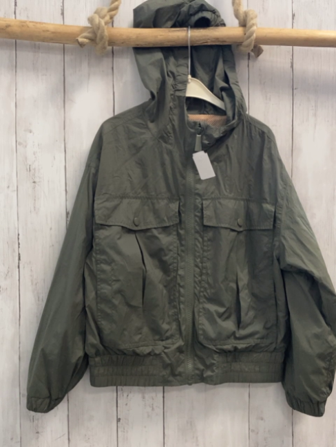 S´Oliver Übergangsjacke Gr. 140  oliv