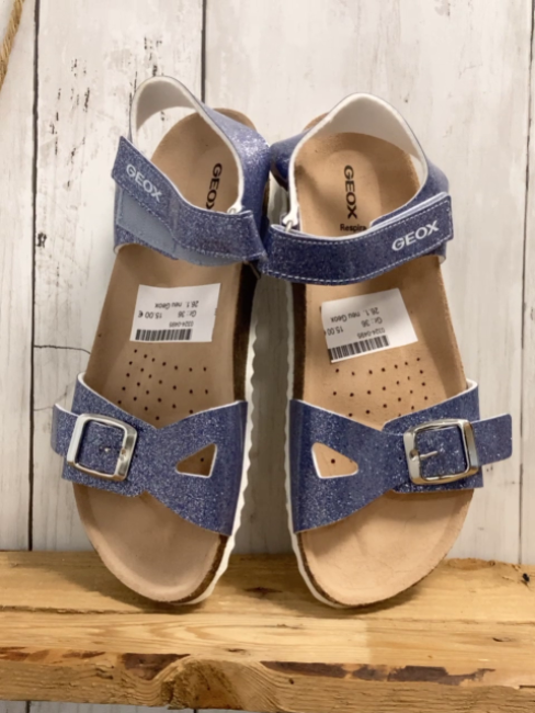 neu Geox   Sandalen  Gr. 36  lila Lack mit Punkten 