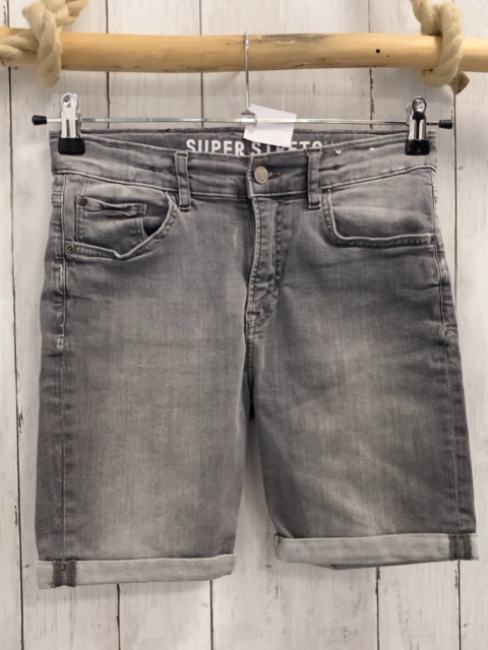H&M  Shorts  Gr. 152  grau Jeans Umschlag Bund verstellbar 