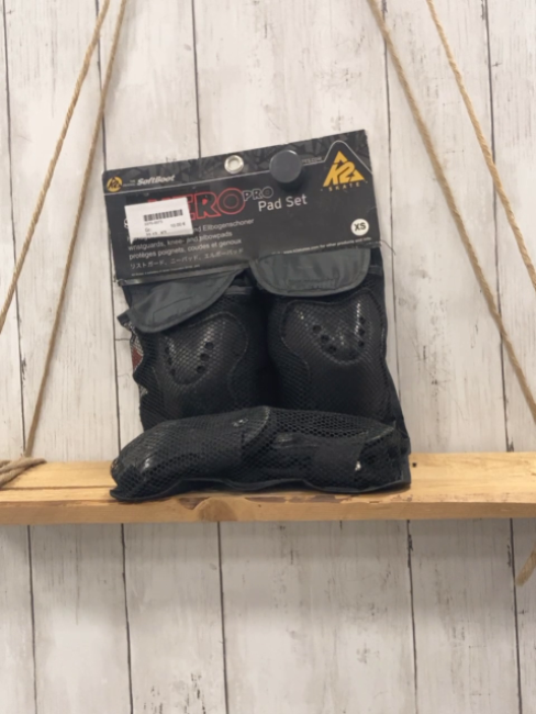 K2  Inlinerschutzset  im schwarzen Netz