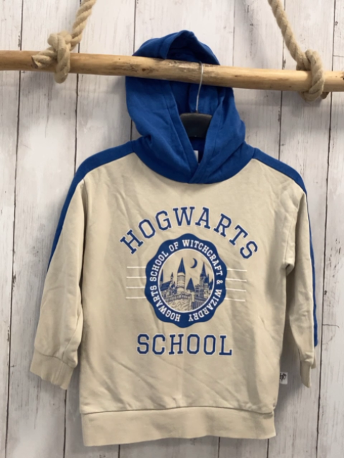 Harry Potter  Pullover  Gr. 110  beige blau Kapuze Schrift Hogwarts 