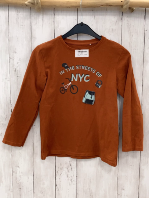  Langarmshirt Gr. 122  braun hellblaue Schrift
