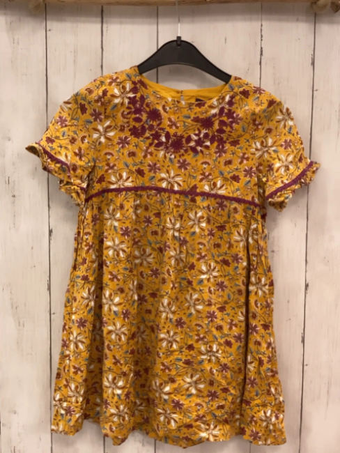Sergent Major  Kleid  Gr. 116  mais Blumen aubergine Borte 