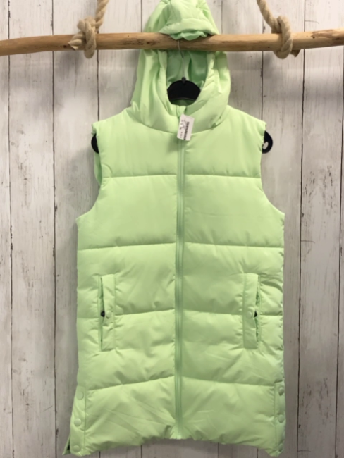 neu  Weste  Gr. 134  hellgrün