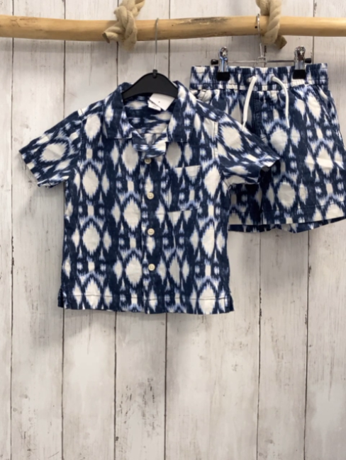 2tlg GAP Sommerhemd + Shorts  Gr. 92  weiß balu flieder Druck 