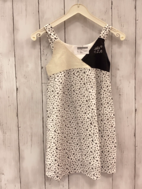 IKKs  Kleid  Gr. 110  weiß schwarze Kringel + schwarz weiß  + Glitzeroberteil 