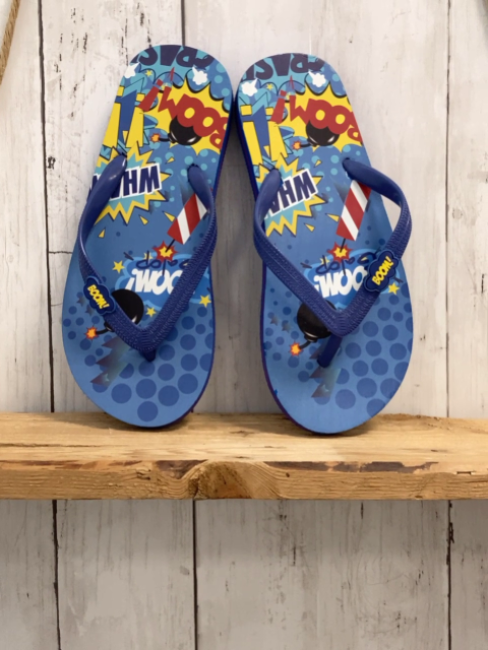   Flip Flops  Gr. 34  hellblau Comicschrift 