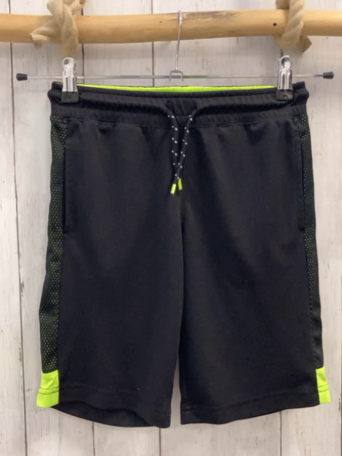   Sportshorts  Gr. 140  schwarz mit Netz + hellgrün 