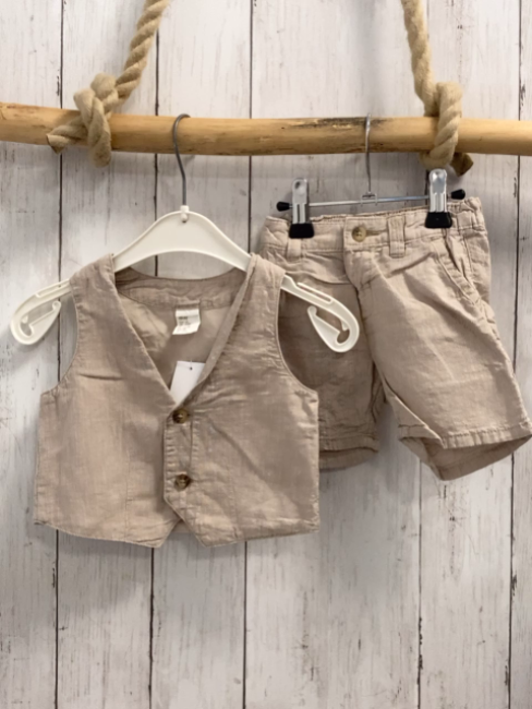 2tlg H&M  Weste + Shorts  Gr. 68  beige 