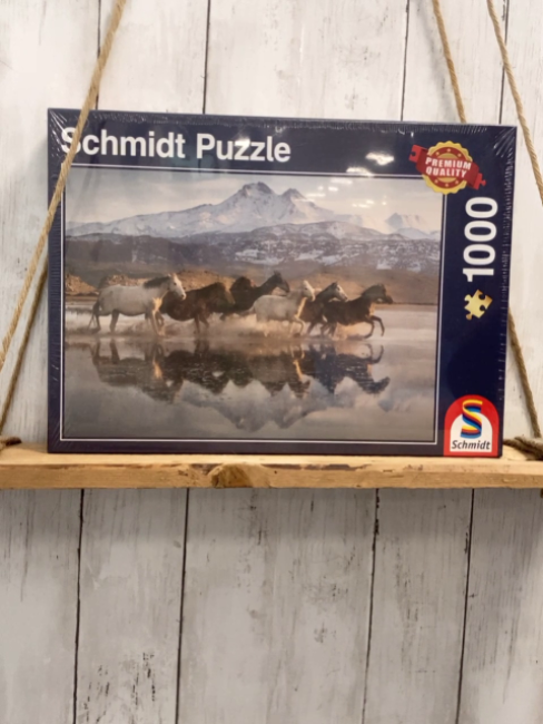 neu  Puzzle  Gr. 1000  Wilde Pferde in den Bergen NP 12,99 € 