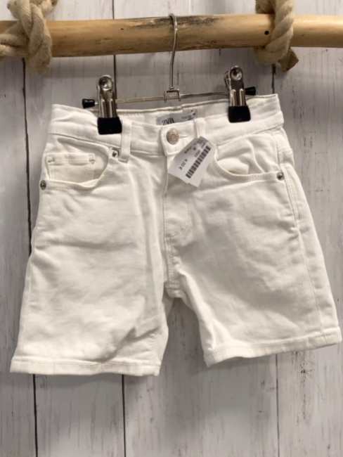 Zara  Shorts  Gr. 98  weiß Bund verstellbar 