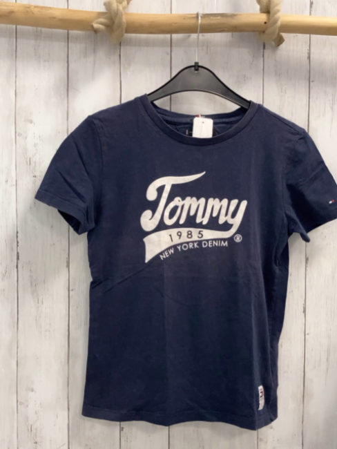 Tommy Hilfiger  T-Shirt  Gr. 152  blau weiße Schrift 