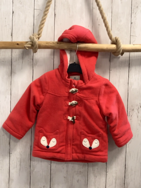 Tom Tailor  Fleecejacke  Gr. 86  rot Kapuze Knebelknöpfe Taschen mit Fuchsgesicht Kapuze mit weißem Teddyfutter 