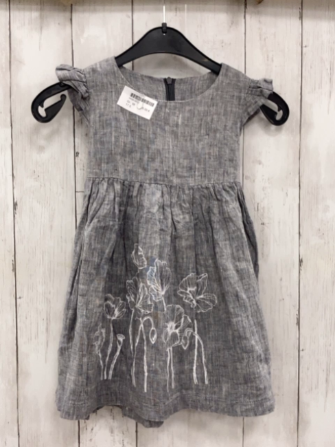   Kleid  Gr. 98  grau weiße Blumen 