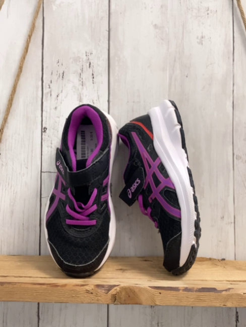 Asics  Schuhe  Gr. 30  schwarz pflaume Streifen + bund weiße Sohle 