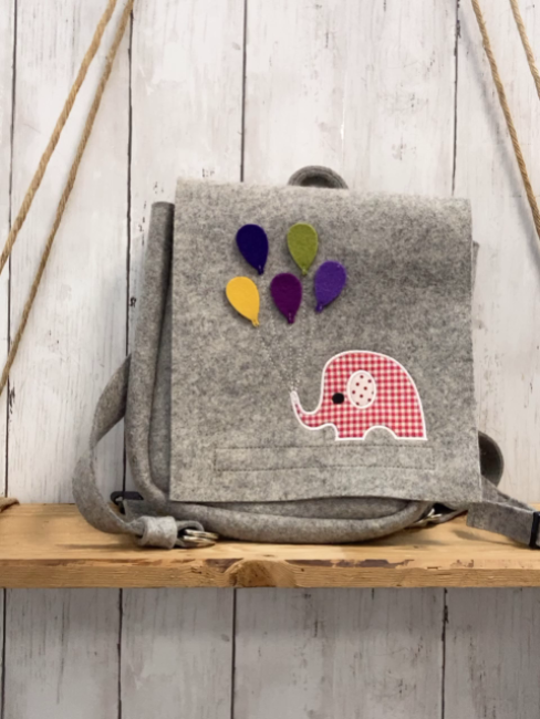 Schnippndip  Filzrucksack grau Elefant mit Ballons 