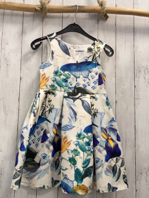  Kleid  Gr. 116  weiß bunte Blätter Blüten Schmetterlinge 