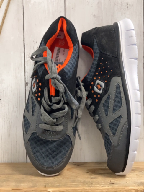 neu  Schuhe  Gr. 42  schwarz grau orange 