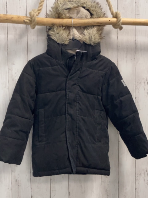Abercrombie  Winterjacke  Gr. 116  schwarz Kapuze mit Fellbund 