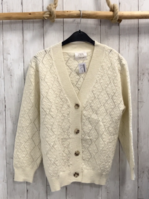 Zara  Strickjacke  Gr. 152  creme Rauten mit Zöpfen + Lochmuster 
