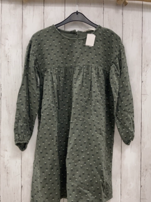 H&M  Kleid  Gr. 134  kiwi schwarze Blätter weiße Blüten 