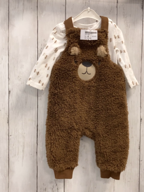 2tlg  Langarmshirt + Latzhose  Gr. 68  weiß braune Tannen + braun Teddy mit Bärengesicht 