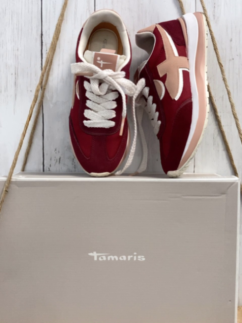 Tamaris  Schuhe  Gr. 36  rot lachs Ferse + Sohle weiße Schnürsenkel 