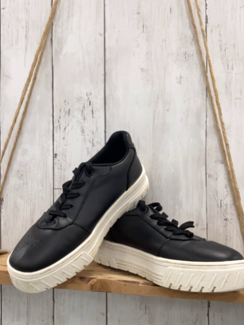 Tom Tailor  Schuhe  Gr. 38  schwarz weiße dicke Sohle 