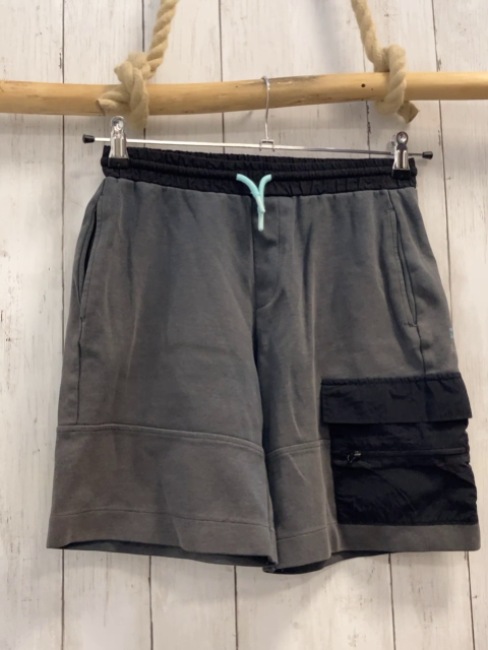 Zara  Shorts  Gr. 164  grau schwarze Tasche + Bund mint Kordel 