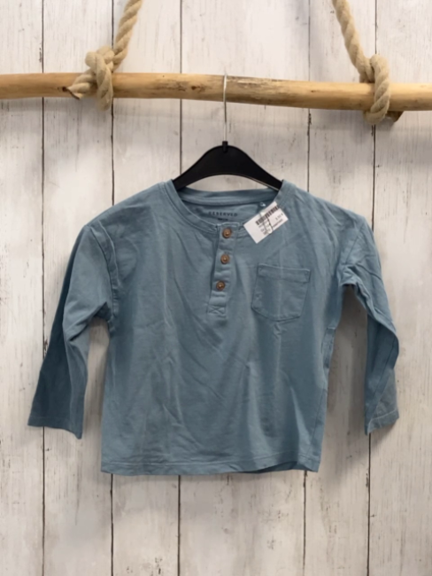 reserved Langarmshirt Gr. 104  blau Brusttasche
