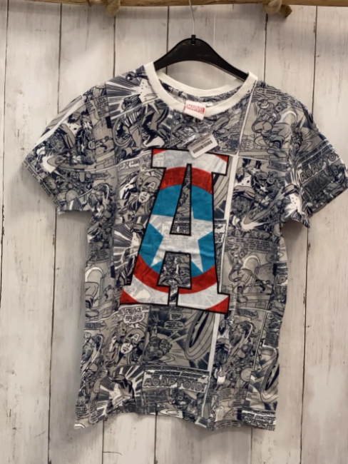 Marvel  T-Shirt  Gr. 158/164  hellgrau Comic Bilder Avengers 