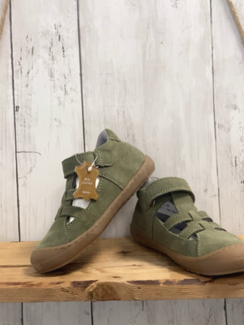 neu Richter  Schuhe  Gr. 26  oliv Velourleder Mystic 