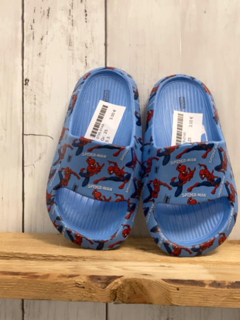    Badeschuhe  Gr. 25  hellblau Spiderman 